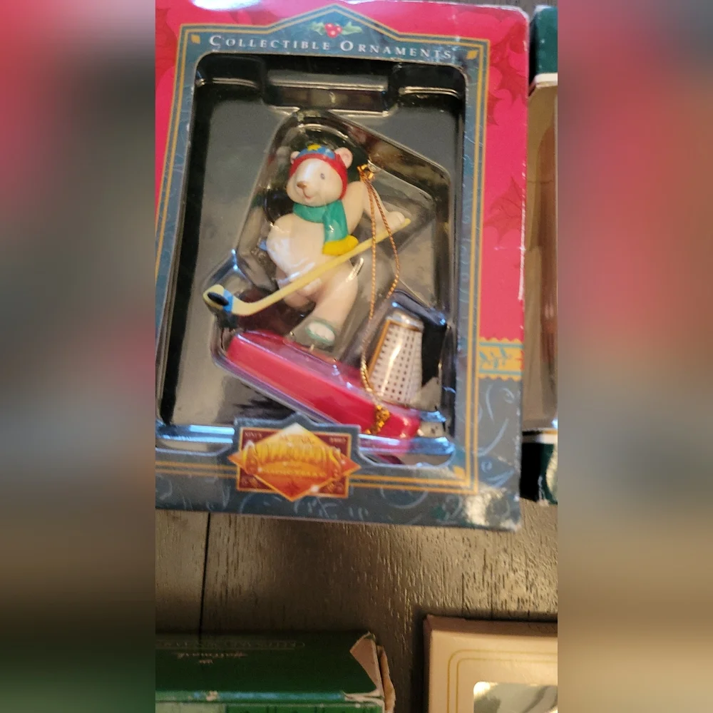 Hallmark good lot